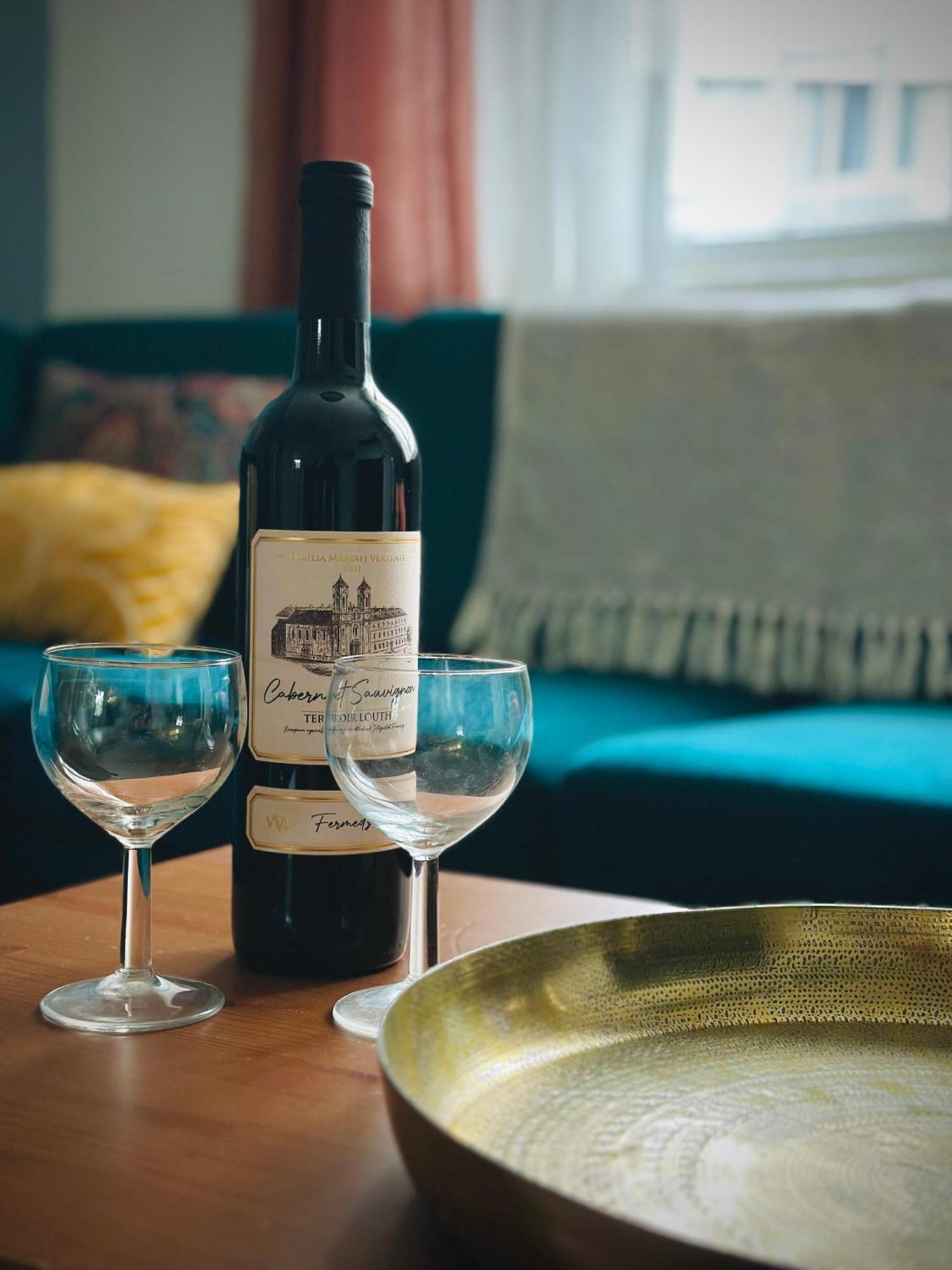 Boho Apartment In Old Town ブラチスラヴァ エクステリア 写真